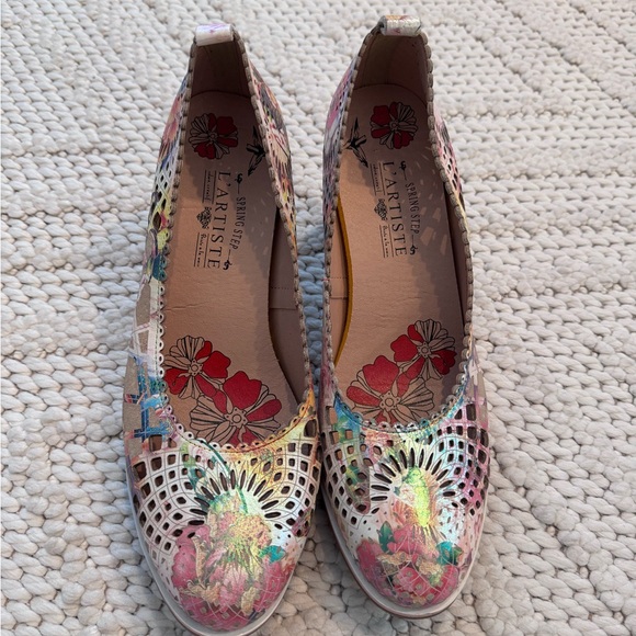 Spring Step L’Artiste Colorful Floral Women's Shoes - Picture 3 of 6
